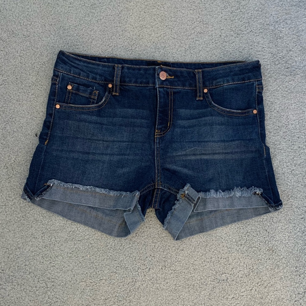 Celebrity Pink Jean Shorts - Size 9/29